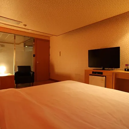 Prince Hotel Seoul Exterior photo